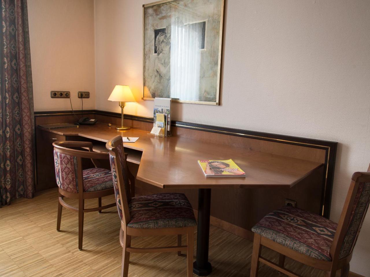 Posthaus Hotel Residenz Kronberg im Taunus Ngoại thất bức ảnh